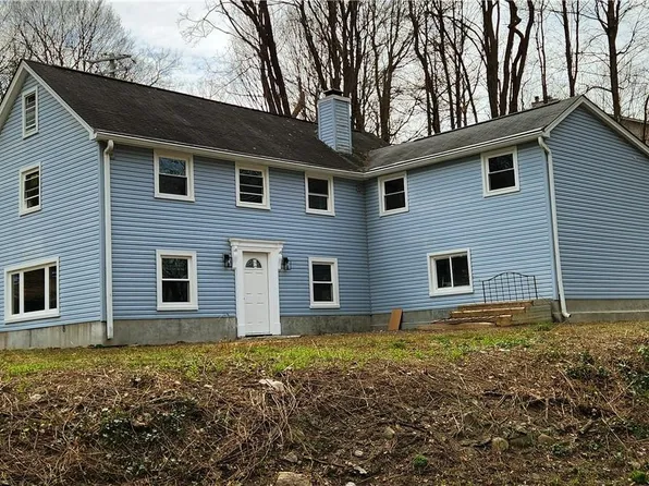 2 E Hook Cross Road, Hopewell Junction, NY 12533
