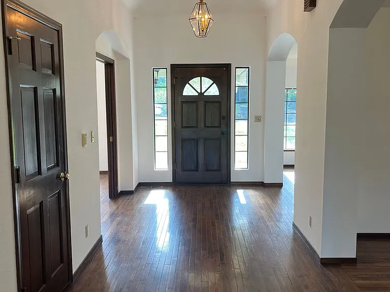 3045 Three Springs Ct — Photo 5