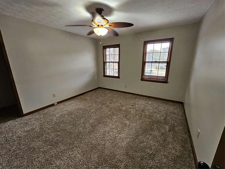 5525 Wedgewood Ct SW — Photo 22
