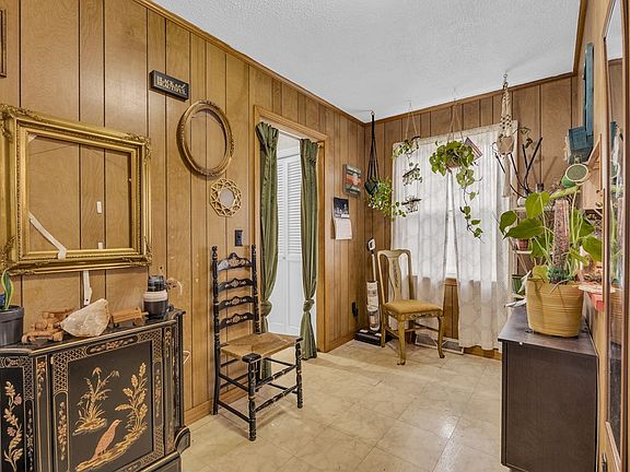 9th image of 5881 Burgess Falls Rd