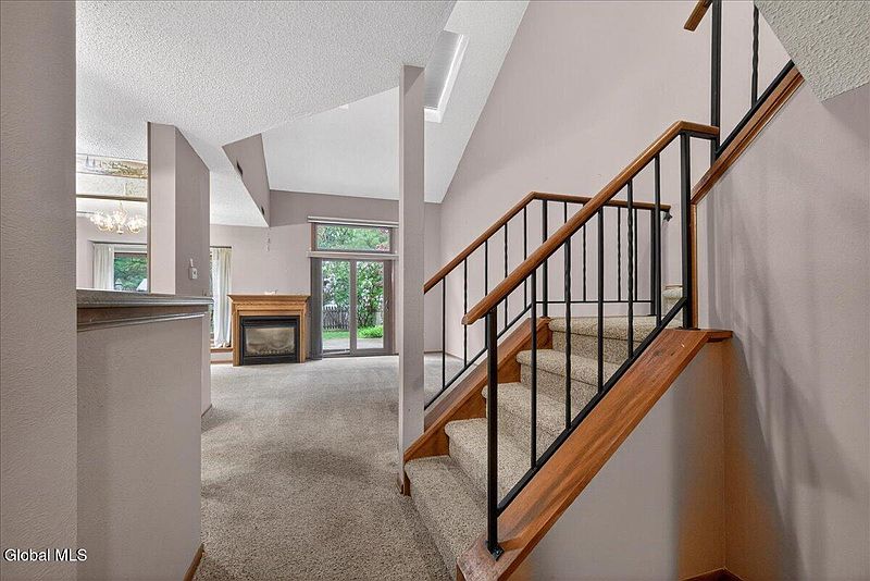 4th image of 112 Stoney Creek Drive
