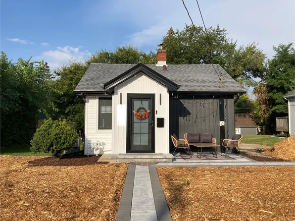 (undisclosed Address), Elgin, IL 60123