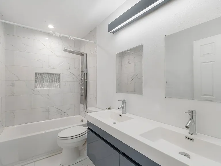 608 Overhill Dr — Photo 16
