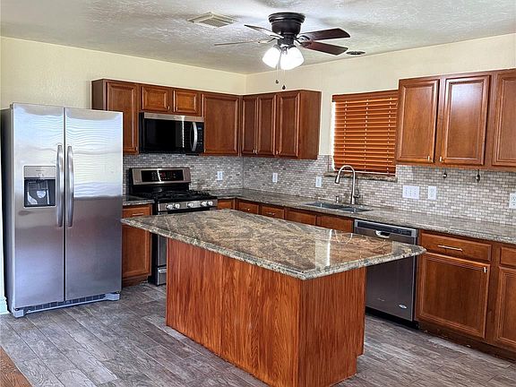 3rd image of 7222 Liberty Ridge Ln