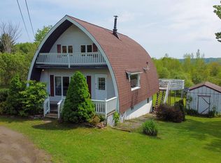 1423 State Route 101, North Troy, VT 05859
