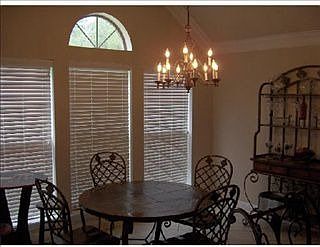 4th image of 10432 Plum Creek Dr