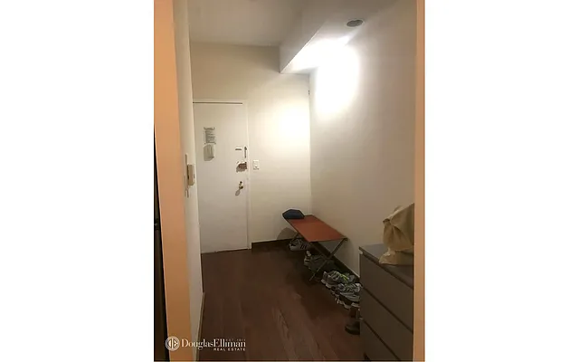 Rented by Douglas Elliman | media 7