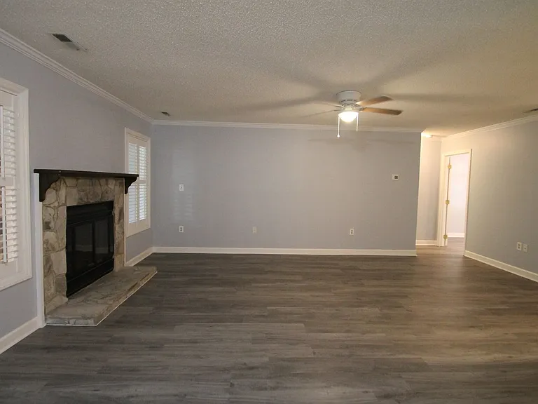 806 Beech Dr — Photo 6