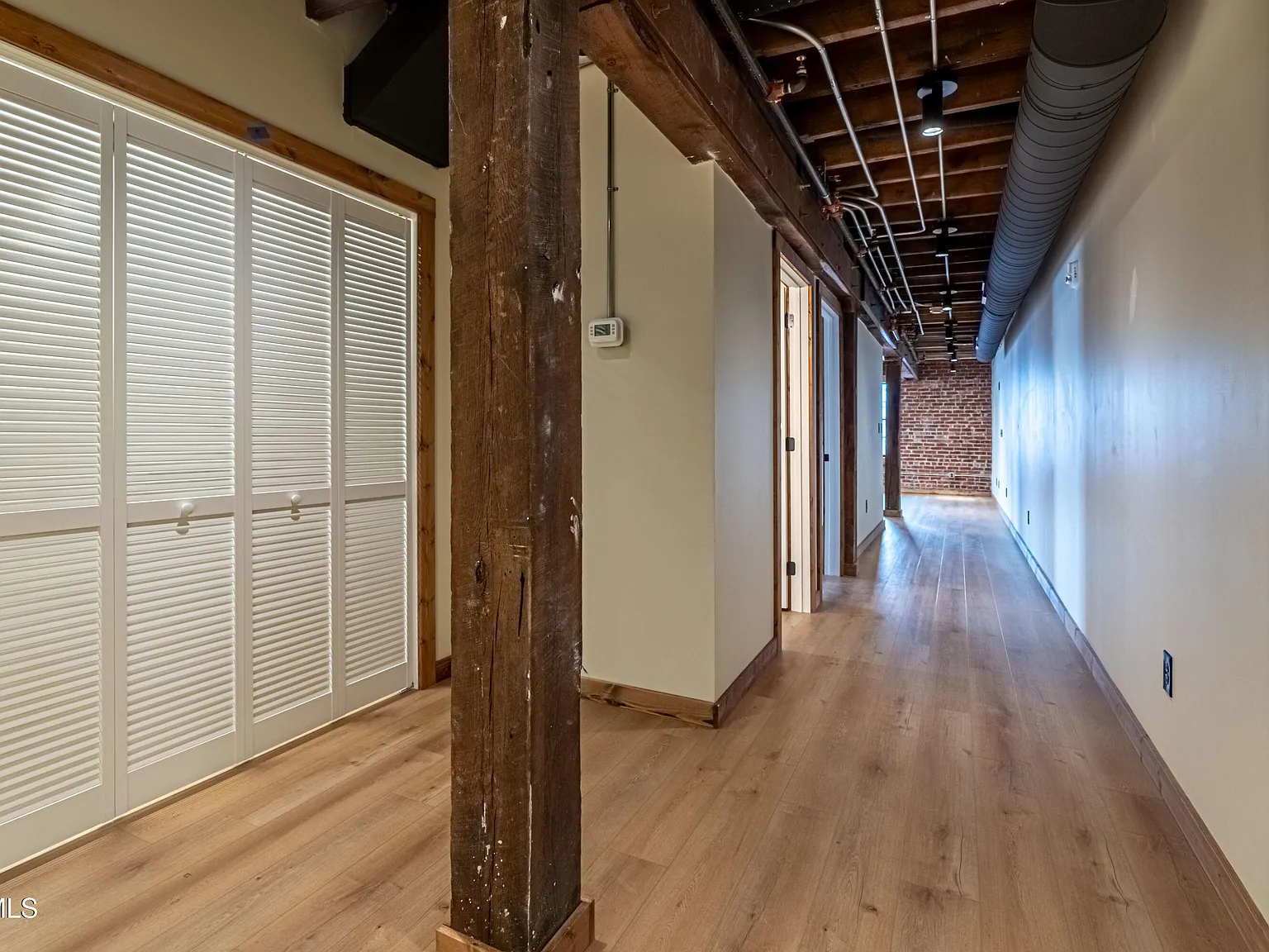 2 bed, 1247 sqft, $2,220 — Photo 2