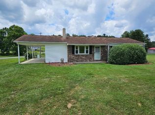 54 Forest Ln, Galax, VA 24333