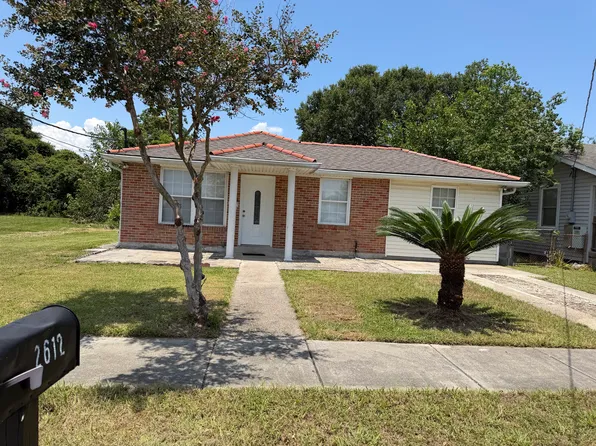 2612 Lyndell Dr, Chalmette, LA 70043