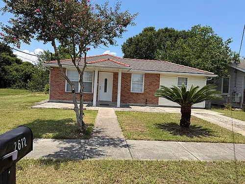 2612 Lyndell Dr Photo 1