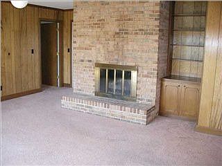 3rd image of 1502 Bunker Hill Dr