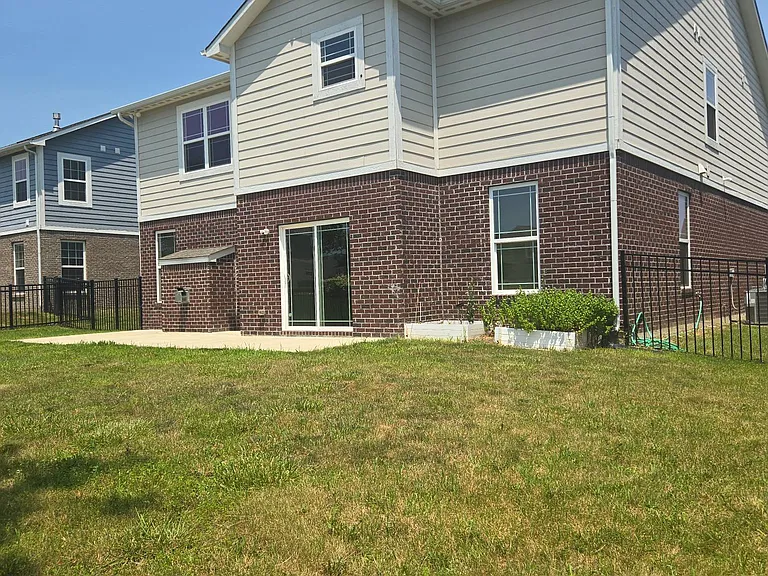 6323 Burgin Dr — Photo 16