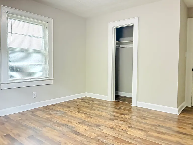 602 Park Ave — Photo 9