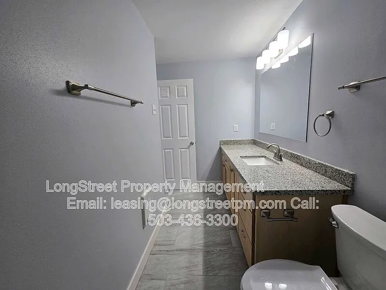 3161 N Shore Dr SE #3 — Photo 17