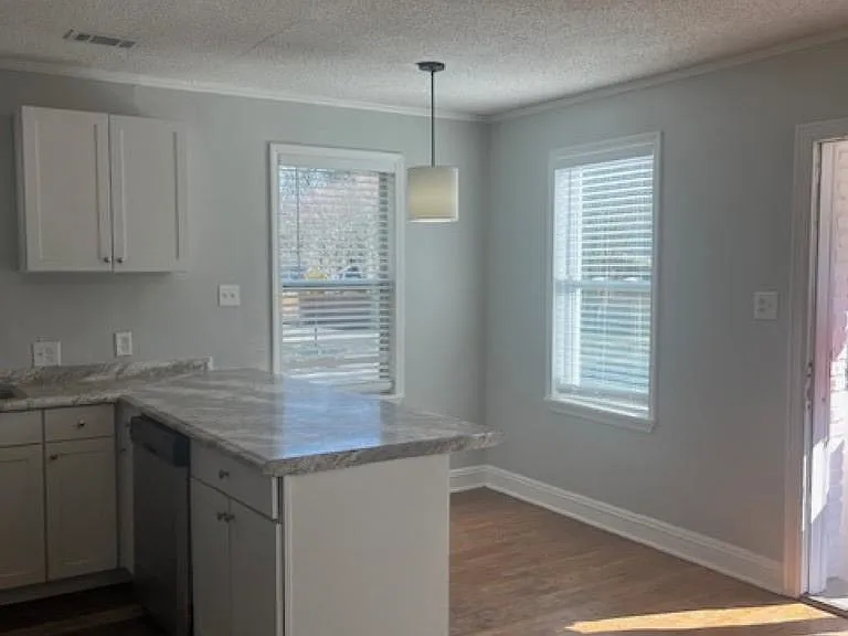 3812 Kearney Ave — Photo 8