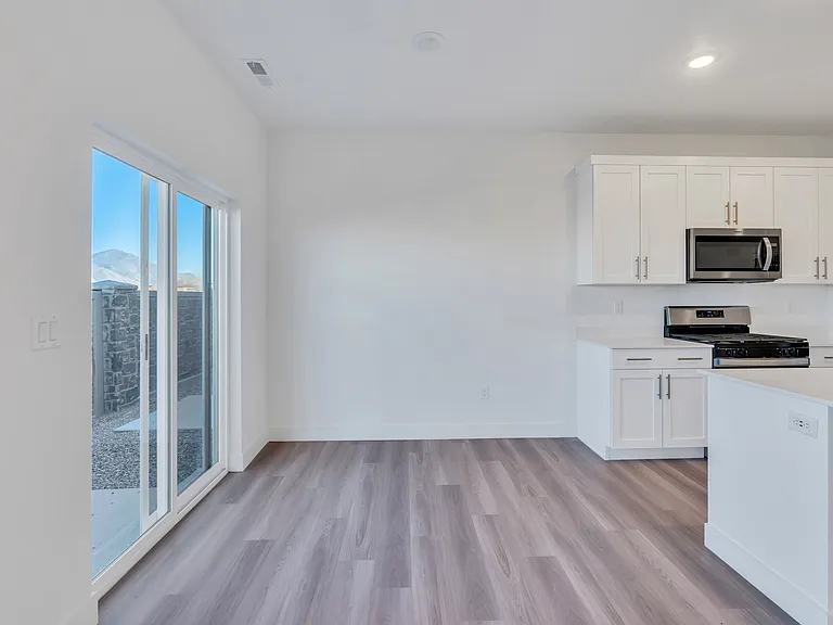 1287 E 920 N #1 — Photo 10