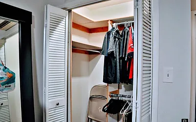 Rented by R New York