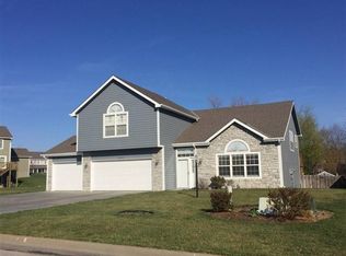 3306 Huntington Rd, Lawrence, KS 66049