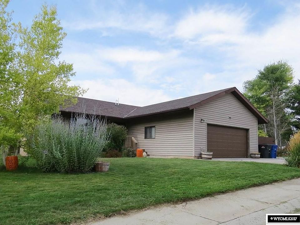 1st image of 4101 Saint Andrews Pl