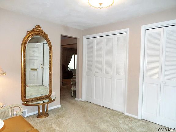 4th image of 111 Lakewood Ave