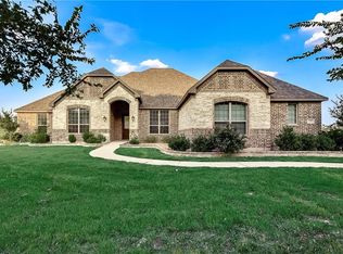 121 Oak Vista Rd, Waxahachie, TX 75167