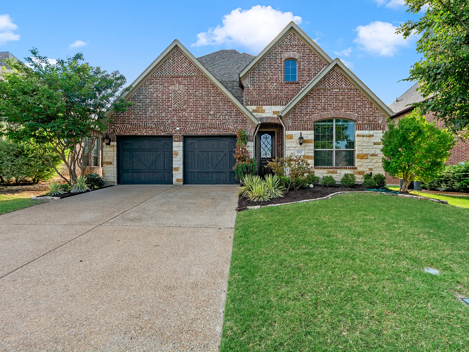 4 bed, 3.5 bath, 3110 sqft, $3,795 — Photo 1