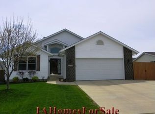 1113 Ashford Dr NE, Cedar Rapids, IA 52402
