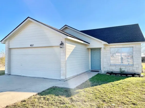 407 E Pietzsch St, Bartlett, TX 76511