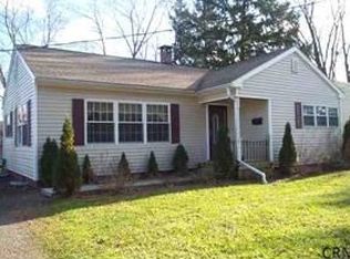 63 Lafayette Ave, Coxsackie, NY 12051