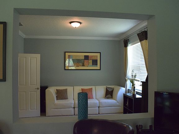 4th image of 43 Levee Ln
