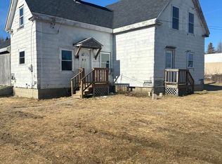 97 Mill St, Harrington, ME 04643