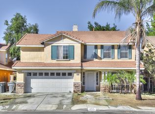 958 Whispering Wood Ln, Perris, CA 92571