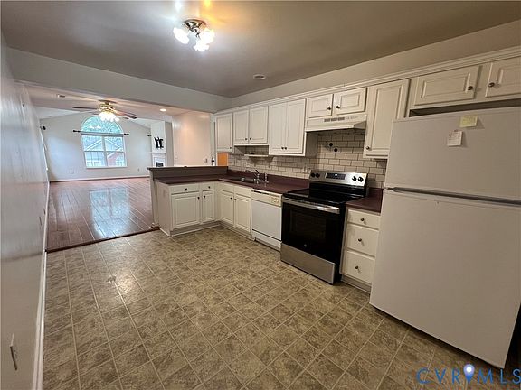 4th image of 3343 Stone Manor Cir #7-B