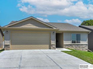 2752 N 202nd Ave, Omaha, NE 68022