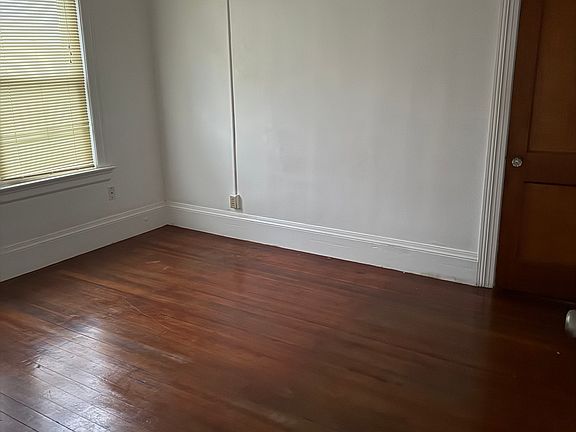 2nd image of 227 Indiana Ave Floor 3