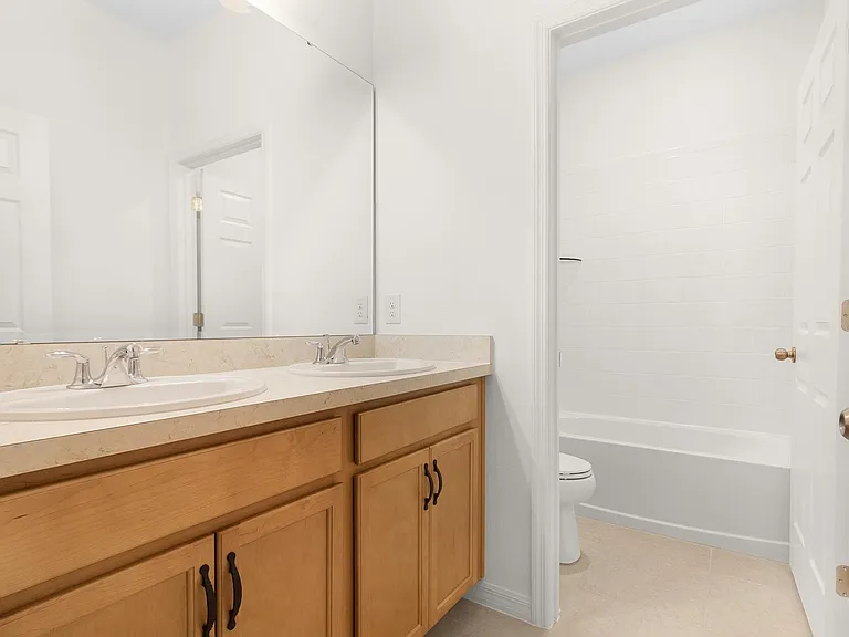 220 Hamlet Loop — Photo 16