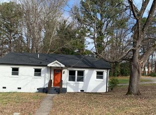 2527 Dora Dr, Charlotte, NC 28215