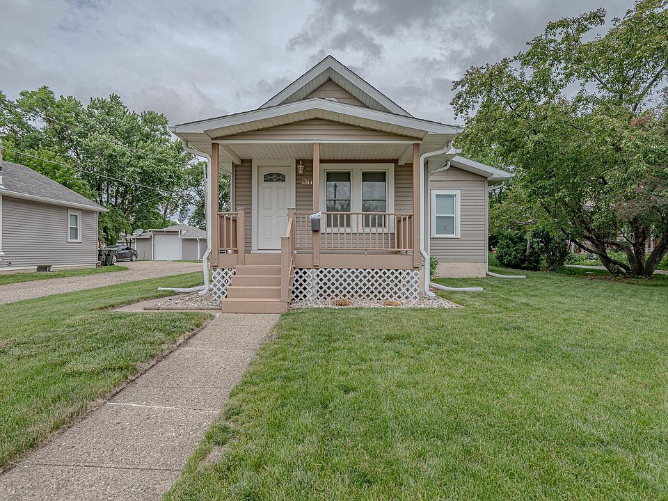 1st image of 1311 W 28th St