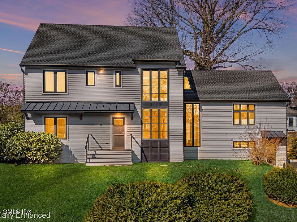 1st image of 31 Thornhill Rd