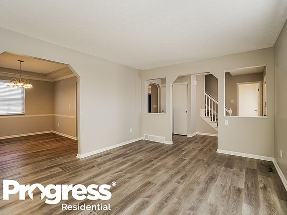5th image of 9936 Oxford Dr