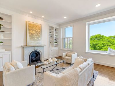 122 Beacon St APT 4, Boston, MA, 02116