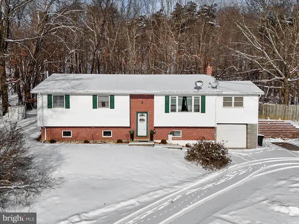 120 Motorcycle Ln, Ridgeley, WV 26753