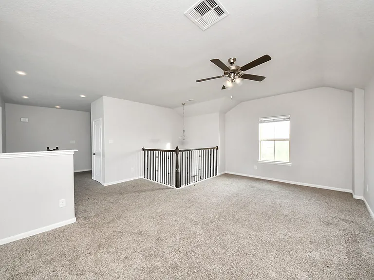 18319 Pin Oak Lake Dr — Photo 21