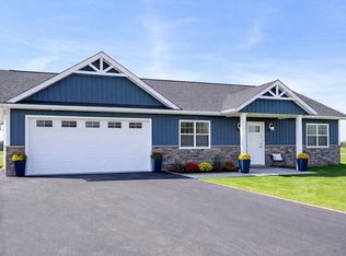117 Waters Edge Ln, Cornwall, PE C0A 1H4