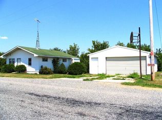 W6704 Clark Rd, La Valle, WI 53941