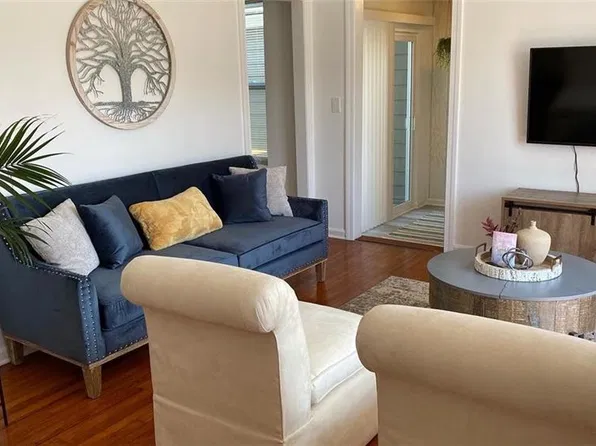 652 North Ave, Forest Park, GA 30297