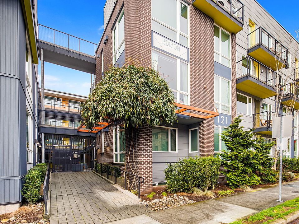 1st image of 121 12th Ave E #207
