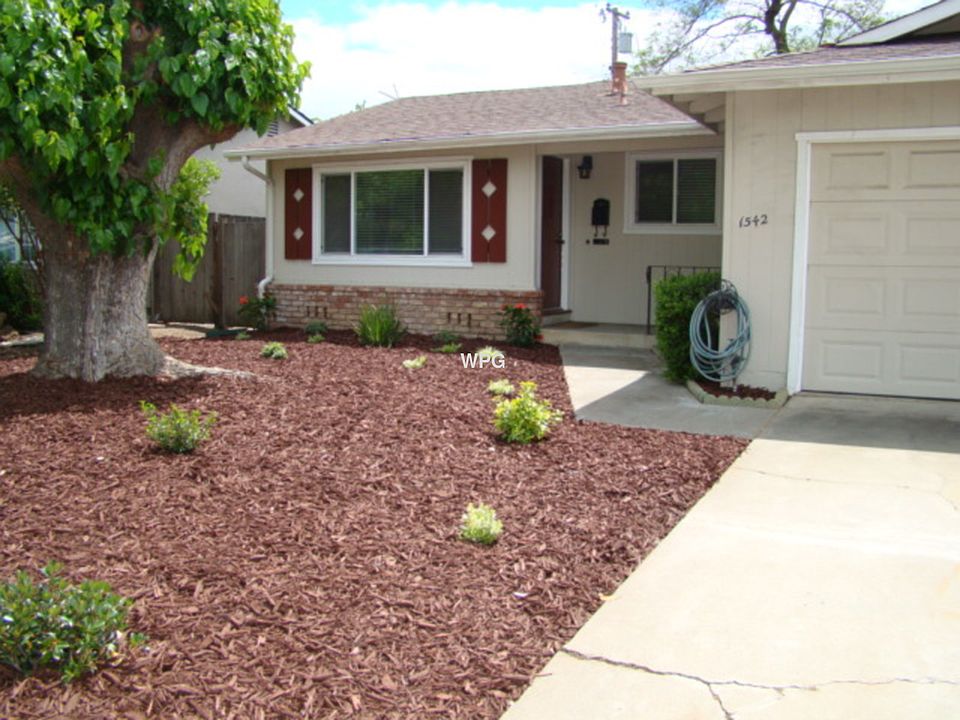 1st image of 1542 Hallcrest Dr